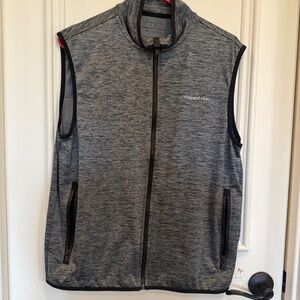 Vineyard Vine Performance Vest